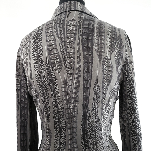 RARE Vintage Valentino Silk Feather Button Down Blouse - Picture 9 of 10
